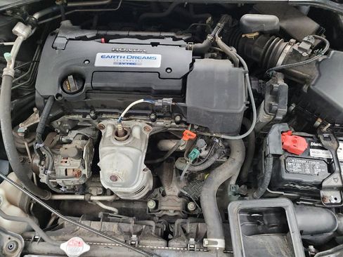 Used 2015 Honda Accord EX image 30