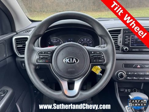 Used 2019 Kia Sportage LX image 18