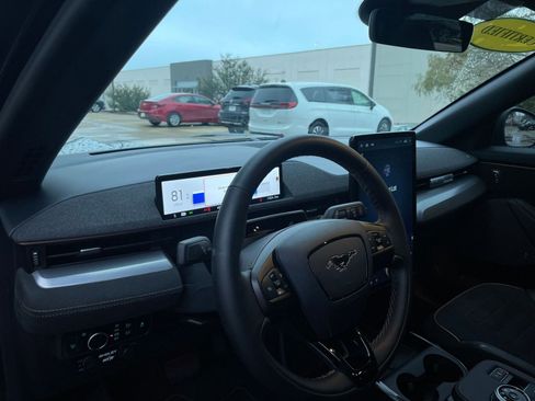 Used 2023 Ford Mustang Mach-E GT image 38