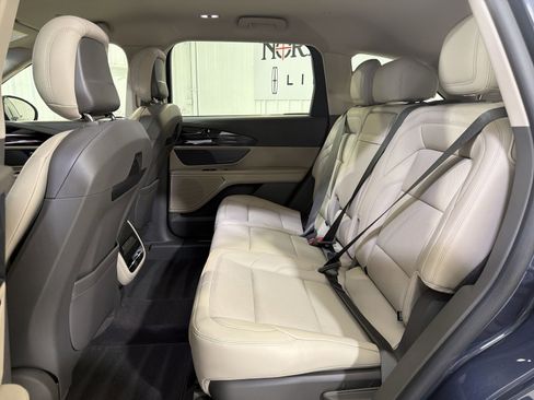 Used 2024 Lincoln Nautilus Premier AWD/4WD image 24