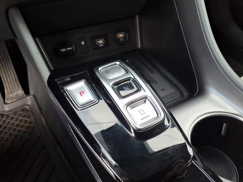 Used 2021 Hyundai Sonata Limited image 12