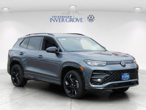 New 2026 Volkswagen Tiguan SE R-Line AWD/4WD image 1