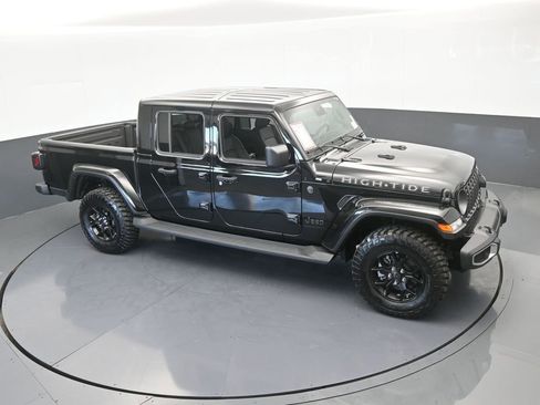 Used 2025 Jeep Gladiator Sport image 53