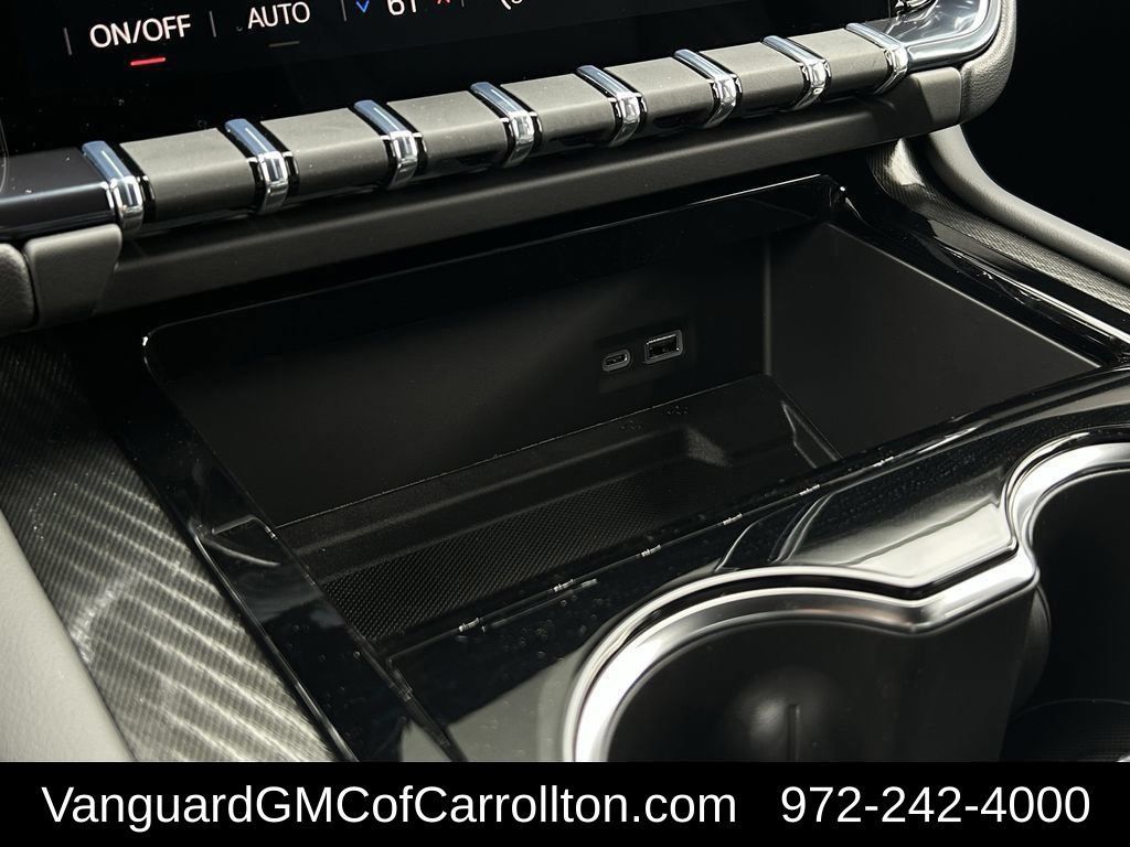 New 2026 GMC Yukon XL AT4 w/ AT4 Premium Plus Package AWD/4WD image 17