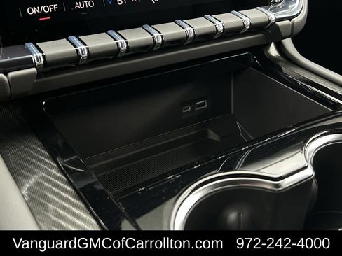 New 2026 GMC Yukon XL AT4 w/ AT4 Premium Plus Package AWD/4WD image 17