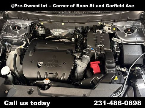 Used 2025 Mitsubishi Outlander Sport SE AWD/4WD image 9