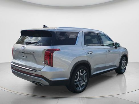 Used 2023 Hyundai Palisade SEL AWD/4WD image 4