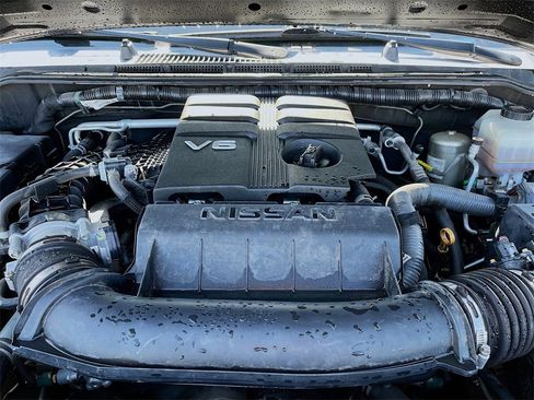 Used 2021 Nissan Frontier PRO-4X w/ Pro-4x Utility Package image 29