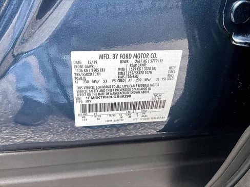 Used 2020 Ford Explorer Limited image 16