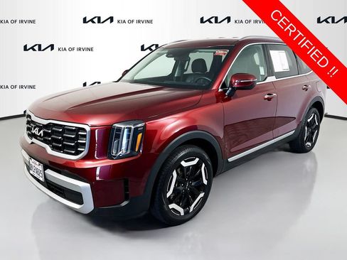 Certified 2024 Kia Telluride S AWD/4WD image 4