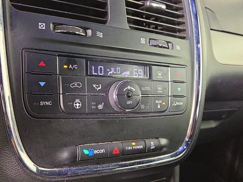 Used 2020 Dodge Grand Caravan GT FWD image 20