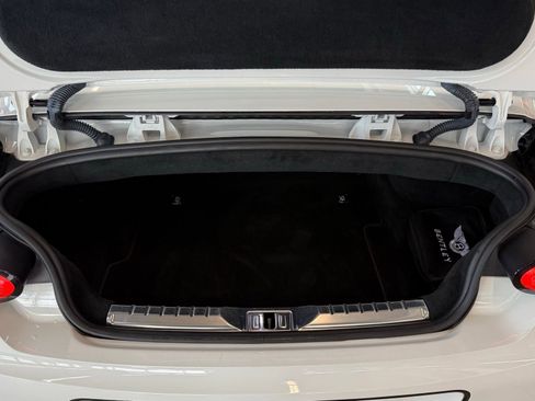 Used 2020 Bentley Continental GT image 50