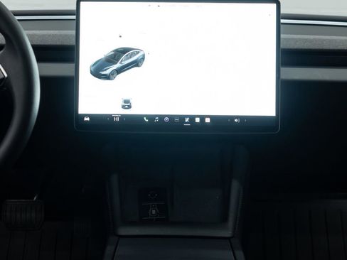 Used 2024 Tesla Model 3 image 17