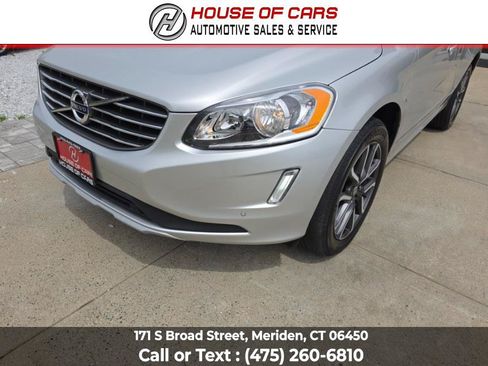 Used 2016 Volvo XC60 T5 Premier w/ Protection Package AWD/4WD image 9
