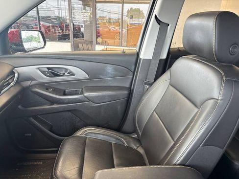 Used 2020 Chevrolet Traverse RS FWD image 24