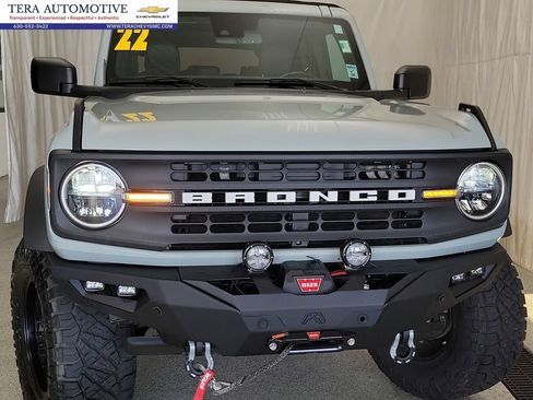 Used 2022 Ford Bronco Black Diamond AWD/4WD image 3