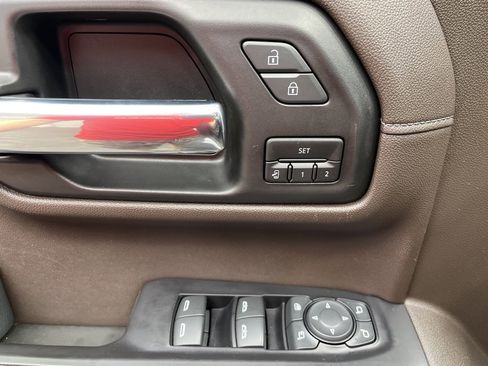 Used 2020 GMC Sierra 1500 Denali w/ Denali Ultimate Package image 9