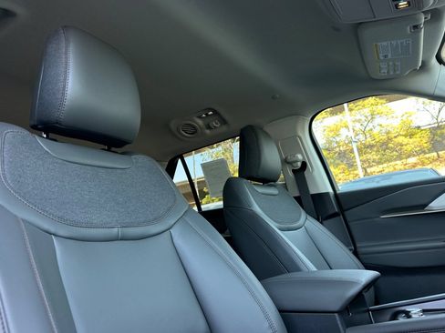 New 2026 Ford Explorer Active w/ Active Comfort Package RWD image 17