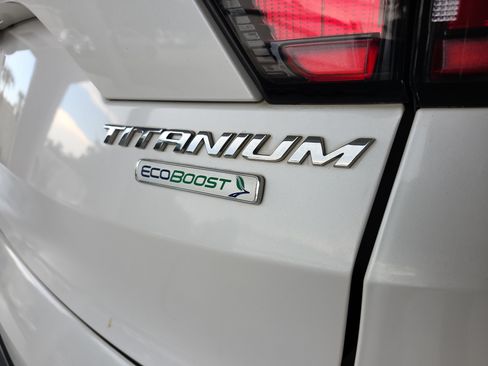Used 2017 Ford Escape Titanium FWD image 25