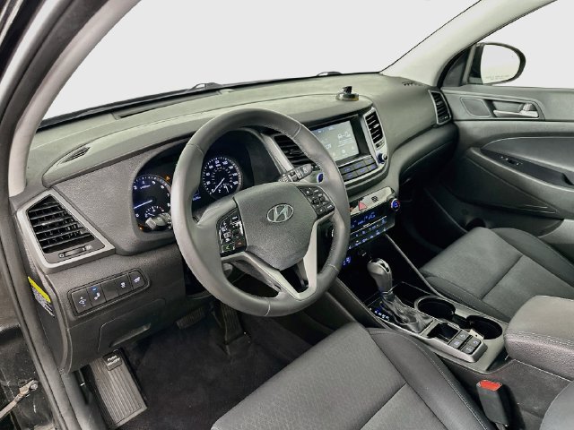 Used 2018 Hyundai Tucson Value AWD/4WD image 19