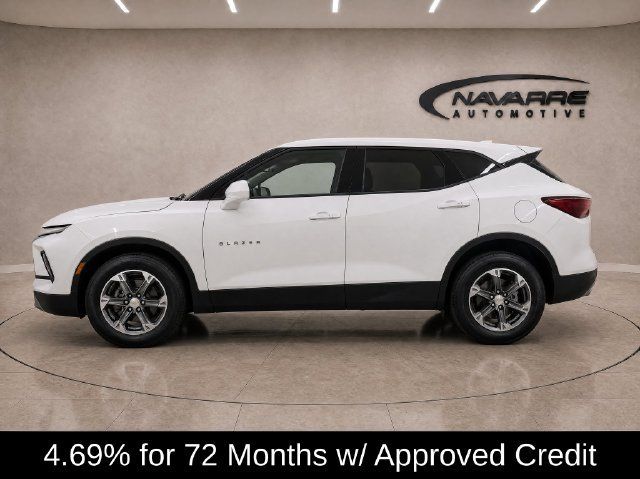 Used 2025 Chevrolet Blazer LT AWD/4WD image 4