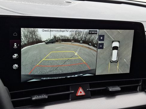 Used 2025 Kia Sportage SX image 20