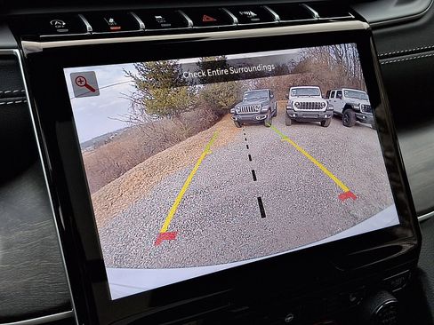 New 2025 Jeep Grand Cherokee Limited image 14