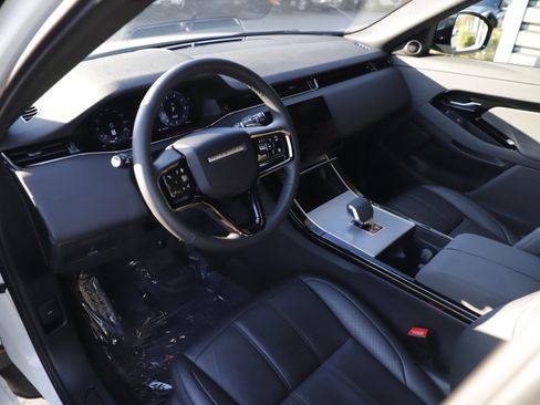 Certified 2025 Land Rover Range Rover Evoque S image 20