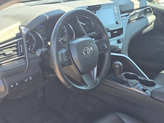 Used 2022 Toyota Camry SE FWD image 7