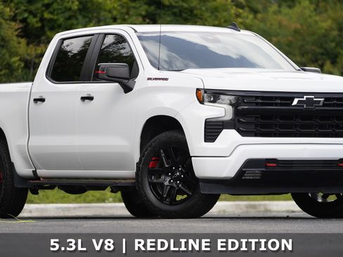 Used 2023 Chevrolet Silverado 1500 RST w/ Redline Edition AWD/4WD image 2