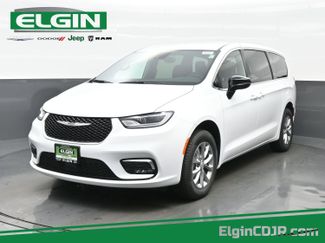 New 2026 Chrysler Pacifica Select video 1