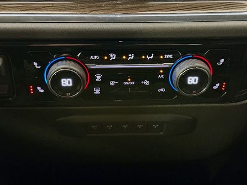 Used 2025 Chevrolet Silverado 2500 LT image 16