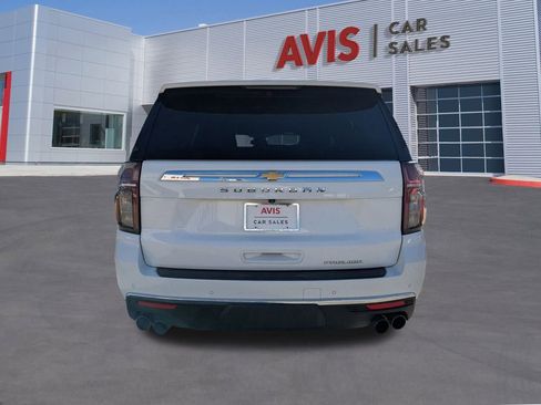 Used 2023 Chevrolet Suburban Premier image 7