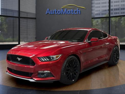 Used 2015 Ford Mustang GT image 4