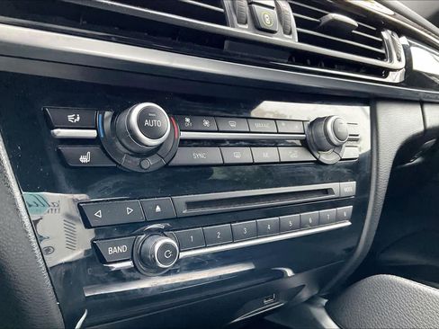 Used 2017 BMW X6 xDrive35i image 32