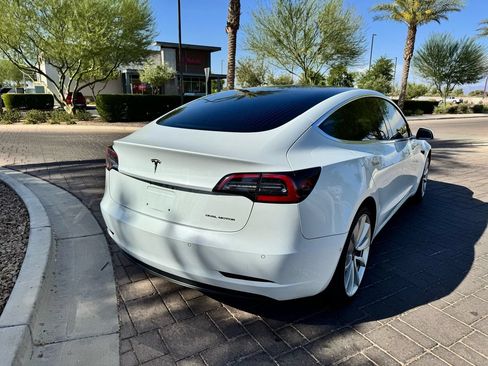 Used 2018 Tesla Model 3 Long Range AWD/4WD image 3
