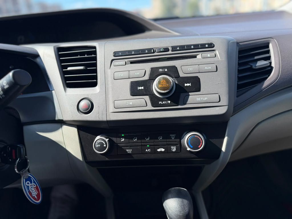 Used 2012 Honda Civic LX image 17