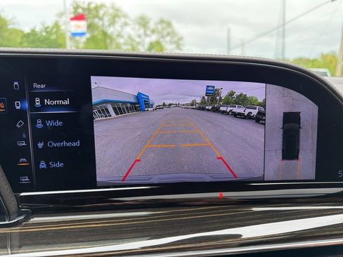 Used 2024 Cadillac Escalade ESV Sport AWD/4WD image 21