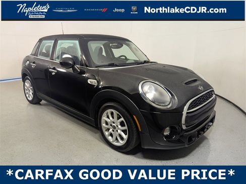 Used 2019 MINI Cooper S w/ Signature Upholstery Package image 1