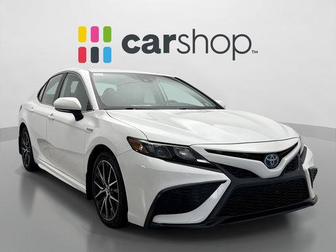 Used 2021 Toyota Camry SE w/ Cold Weather Package FWD image 7