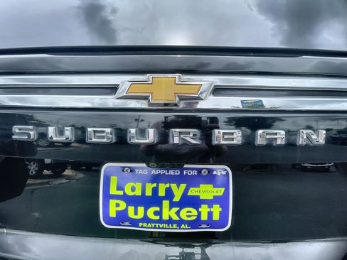 Used 2023 Chevrolet Suburban Premier RWD image 32
