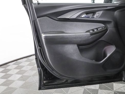 Used 2023 Chevrolet TrailBlazer LT image 32