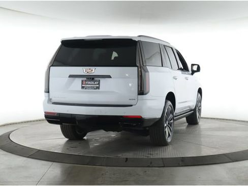 Used 2026 Cadillac Escalade Sport w/ Touring Package AWD/4WD image 7