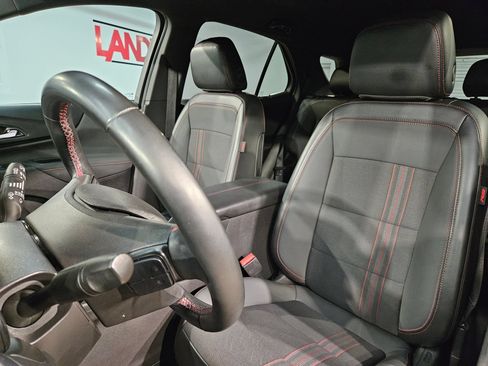 Used 2023 Chevrolet Equinox RS AWD/4WD image 25