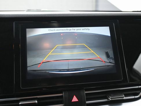 Used 2020 Kia Niro EX image 12