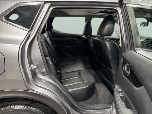 Used 2022 Nissan Rogue Sport SL w/ Premium Package image 27