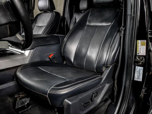 Used 2022 Ford F350 Lariat w/ Lariat Value Package AWD/4WD image 28
