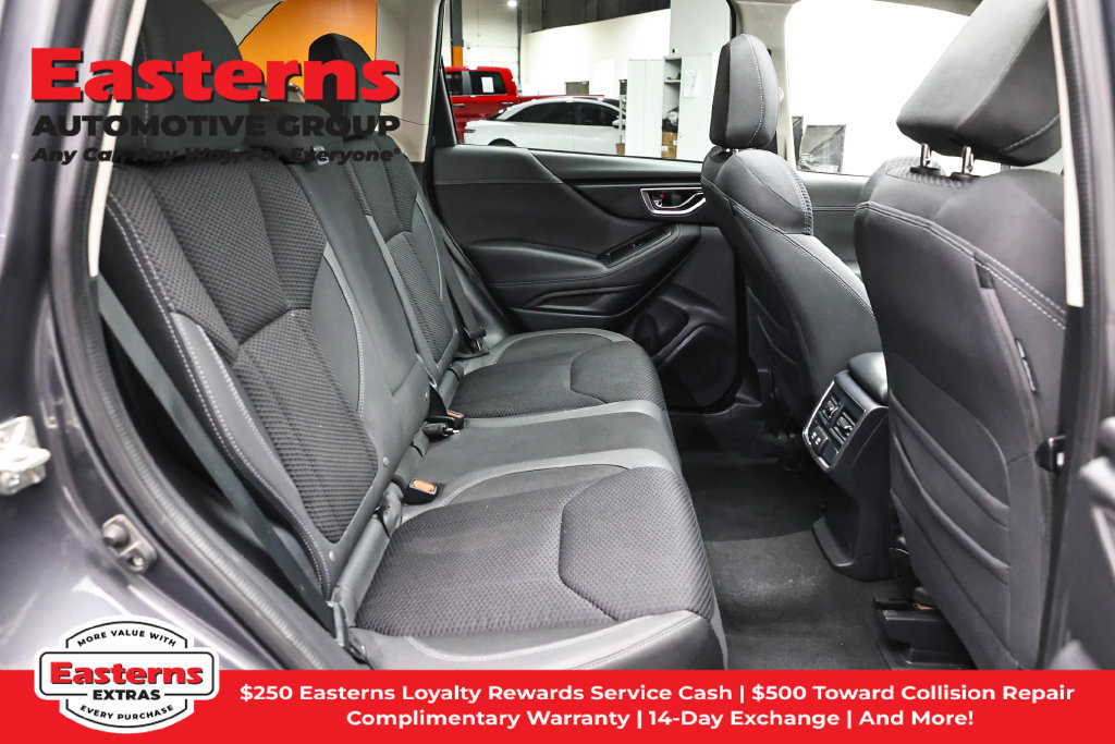 Used 2022 Subaru Forester Premium AWD/4WD image 26