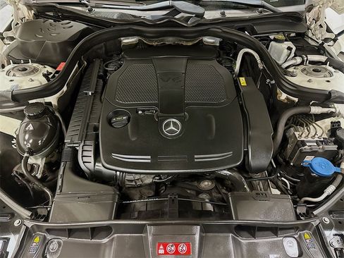 Used 2012 Mercedes-Benz E 350 4MATIC Sedan image 35