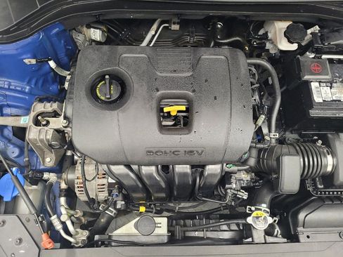 Used 2019 Hyundai Elantra SE image 30